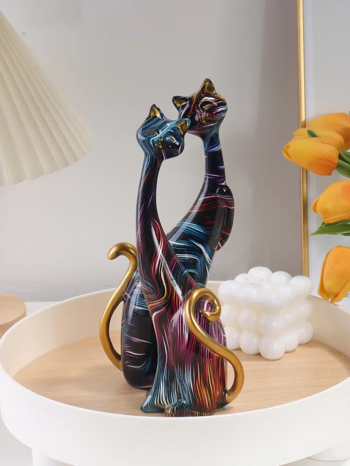 Creative Watercolor Couple Cat Sculpture Resin Material Home Decorative Artwork Bedroom Living Room Entrance Hallway Figurine