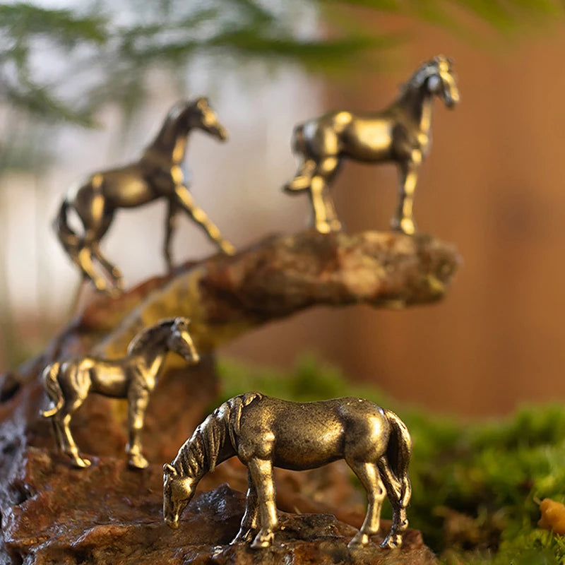 1pc Antique Brass Solid Long Tail Horse Figurines Big Feng Shui Ornaments Copper Zodiac Animal Mini Desktop Decoration Crafts